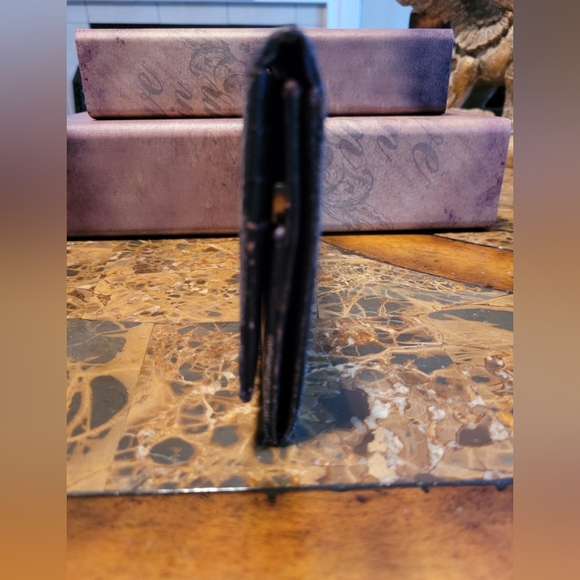 FENDI WALLET - Picture 3 of 11